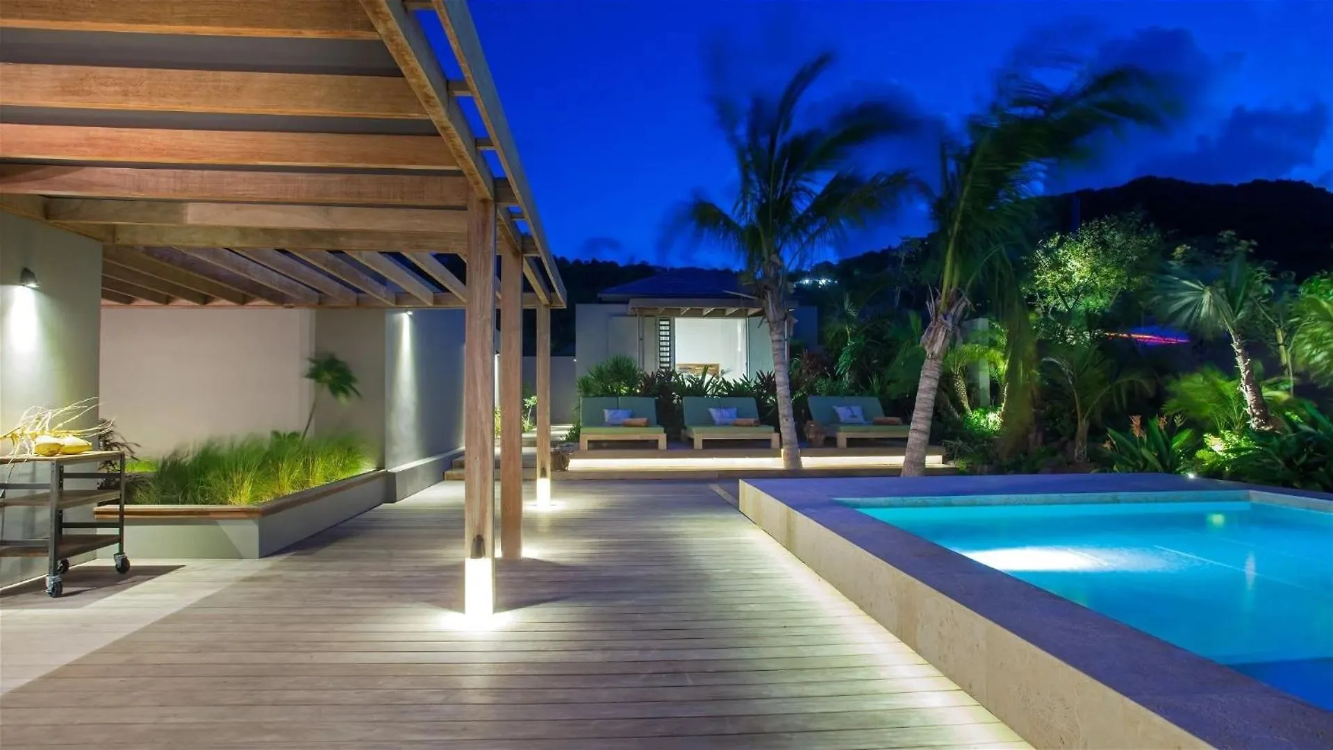 Tranquil Villa With Alfresco Dining Space Gustavia