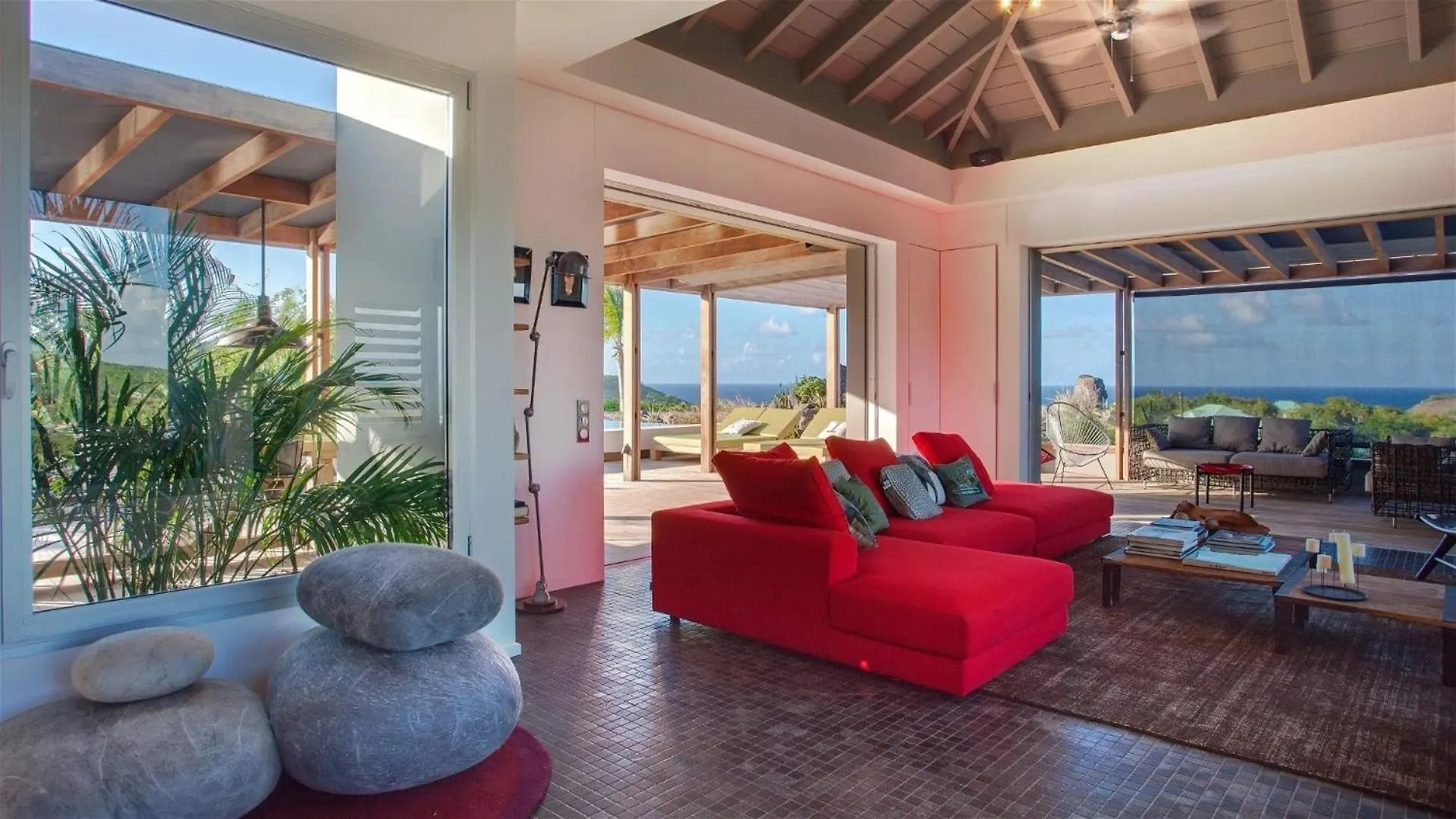 Tranquil Villa With Alfresco Dining Space Gustavia