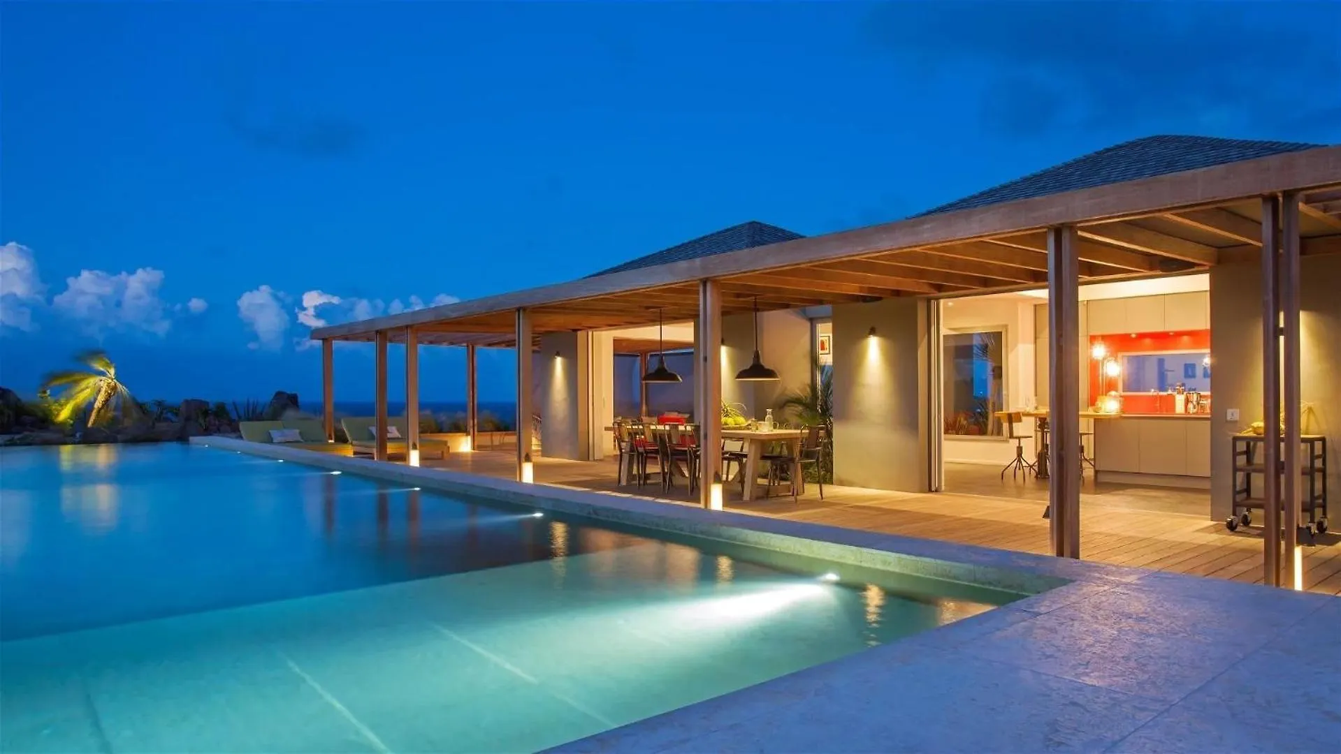 Tranquil Villa With Alfresco Dining Space 古斯塔维亚