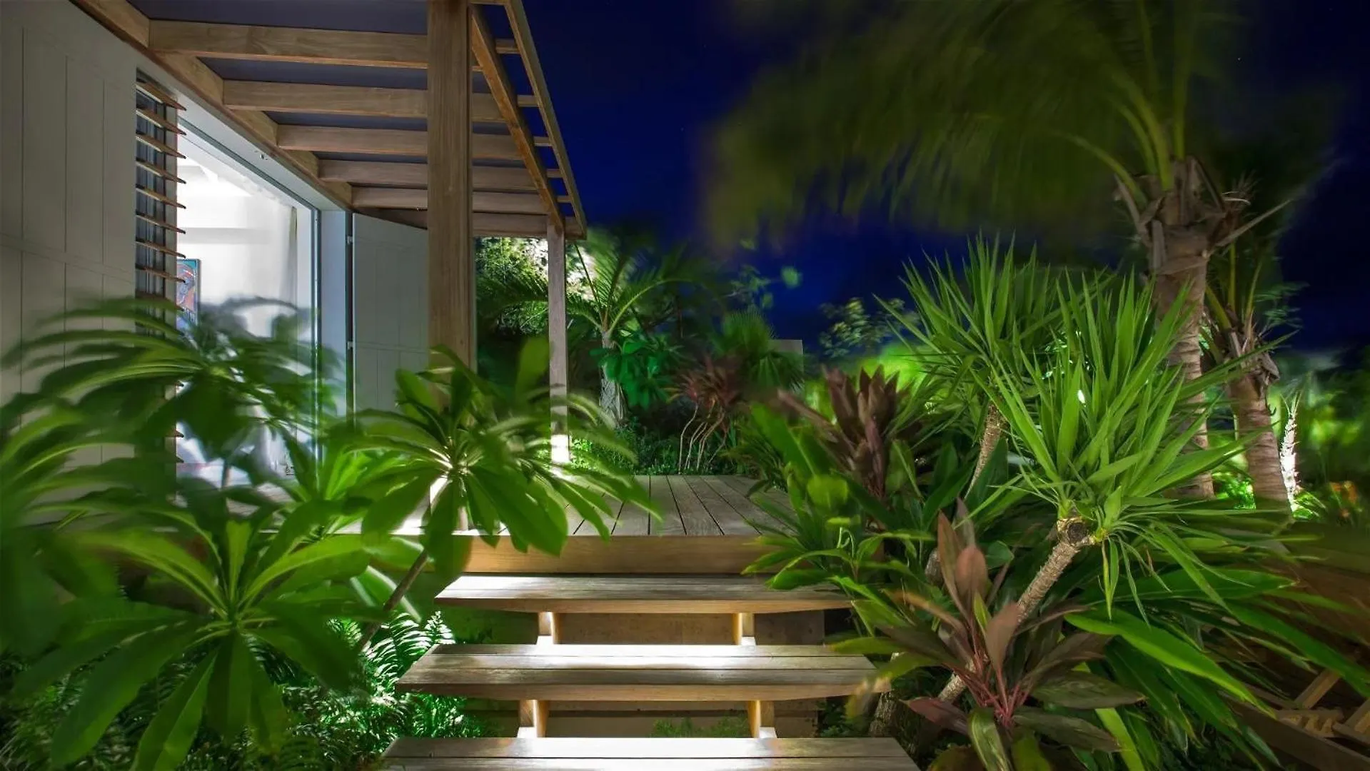 Tranquil Villa With Alfresco Dining Space 古斯塔维亚 0*,  圣巴泰勒米